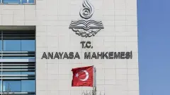 Anayasa Mahkemesinden Dezenformasyon Yasası Kararı Halkı Yanıltıcı Bilgiyi Yayma Suçunda Hapis Cezası İptal Edildi mi Gerekçeli Karar Açıklandı - Baro